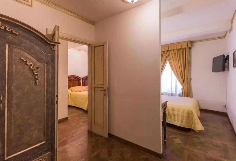 اتاق خانوادگی, Palazzo Alexander