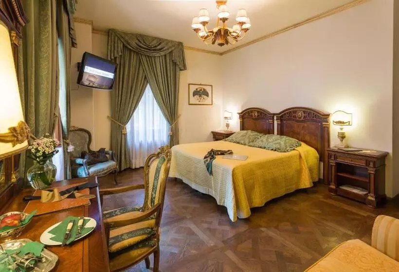 اتاق استاندارد سه نفره, Palazzo Alexander