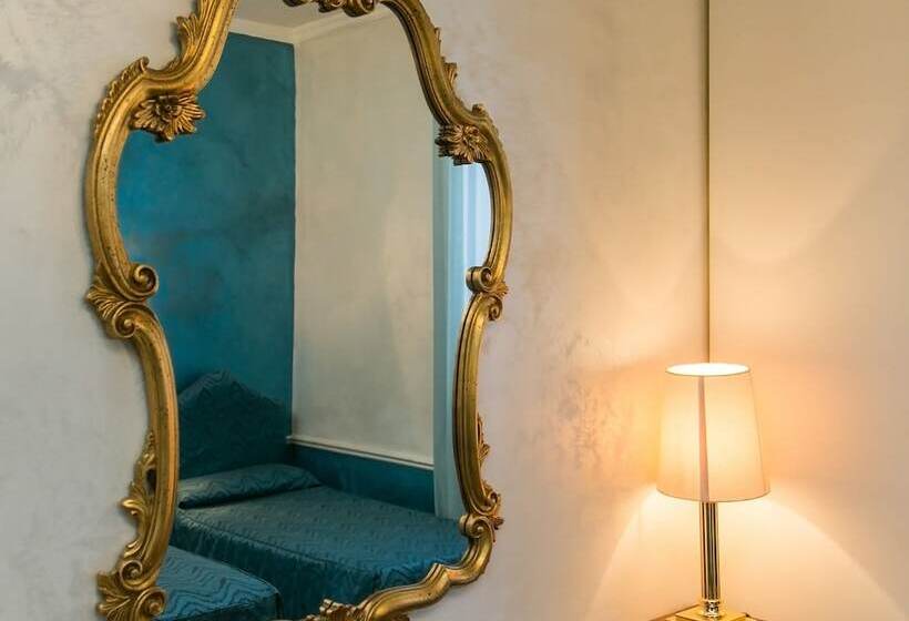 اتاق استاندارد چهار تخته, Pantalon