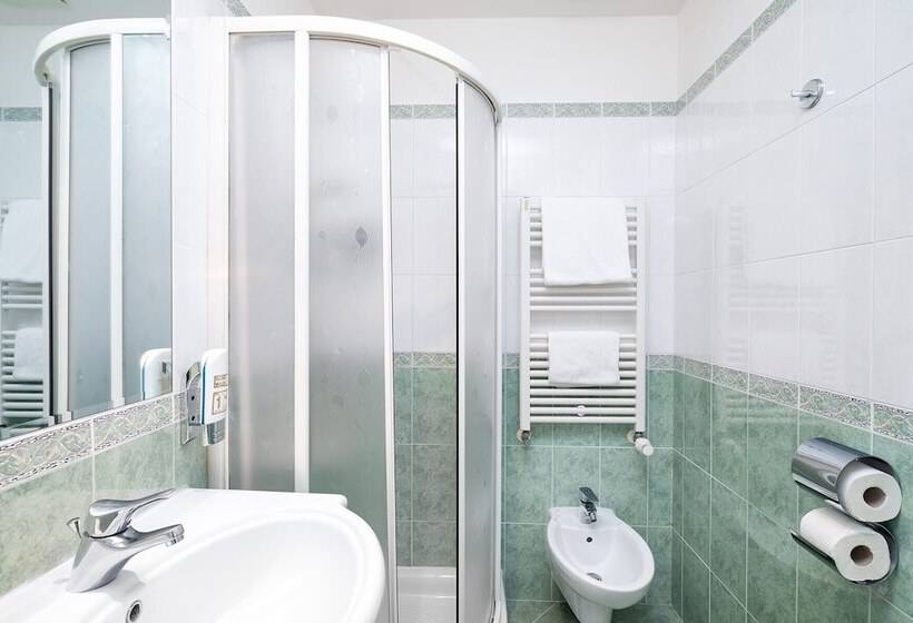 스탠다드 룸, Rivamare