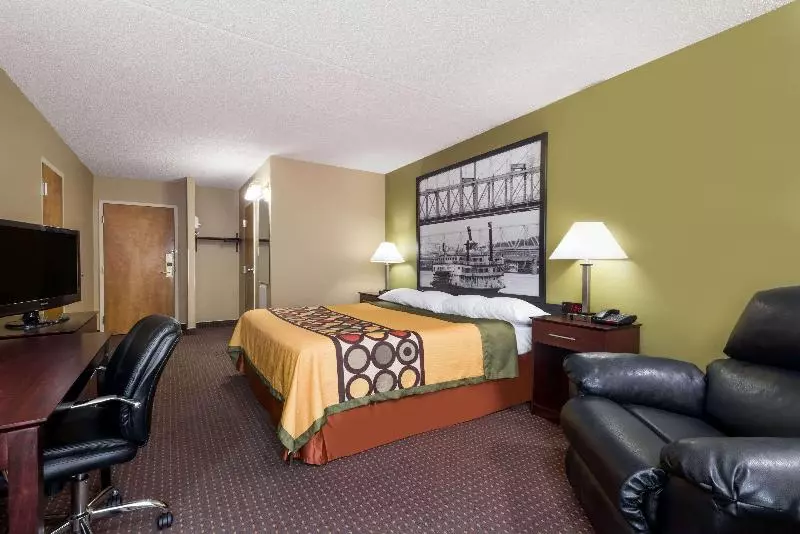 キングサイズベッドのスタンダードルーム, Super 8 By Wyndham Miamisburg Dayton S Area Oh