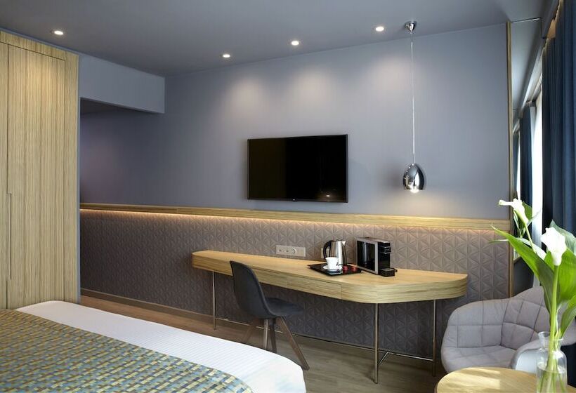 غرفة قياسية لذوى الاحتياجات الخاصة, Wyndham Grand Athens