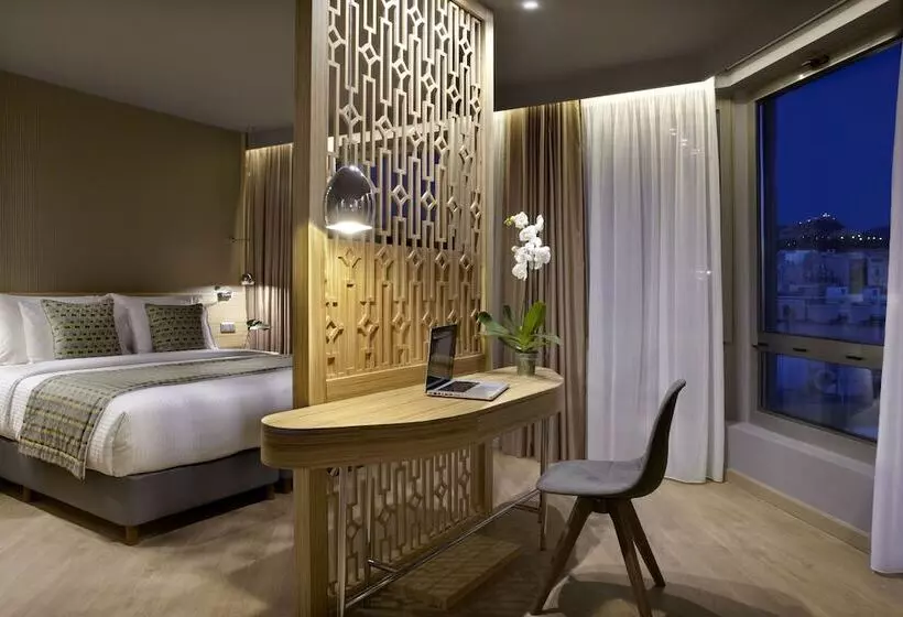 シティビュージュニアスイート, Wyndham Grand Athens