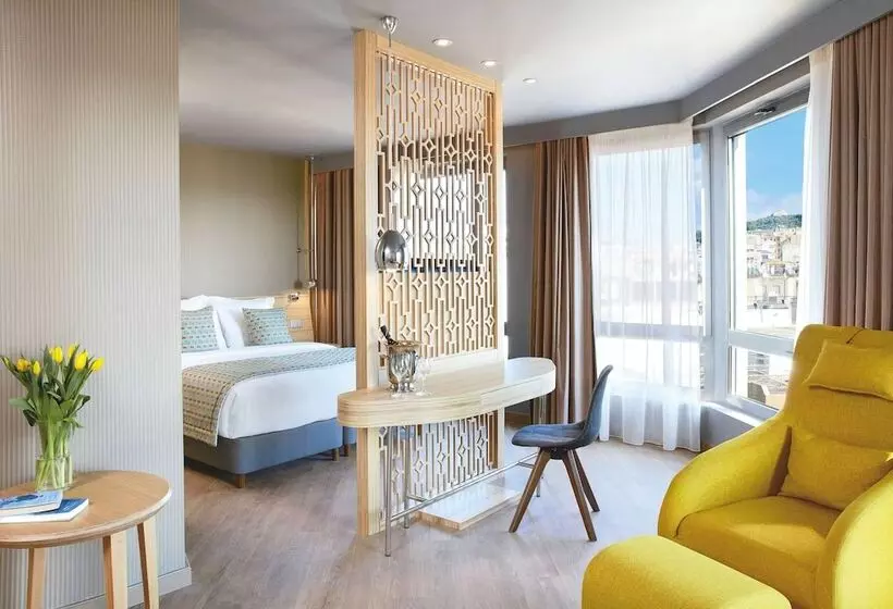 景色の見えるジュニアスイート, Wyndham Grand Athens