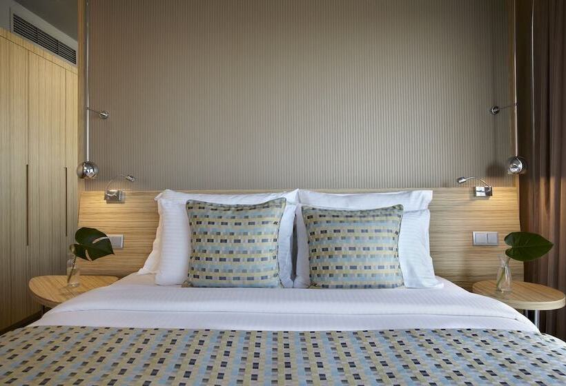 장애인용 주니어 스위트, Wyndham Grand Athens