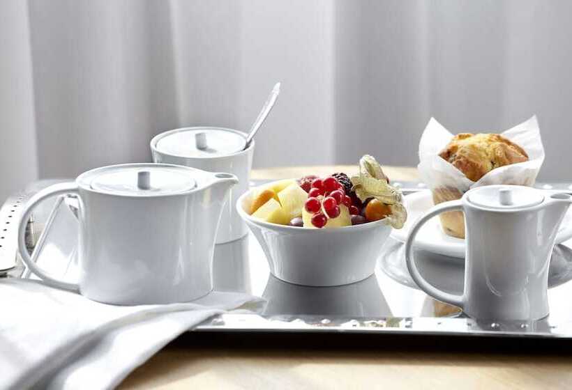 장애인을 위한 스탠다드 룸, Wyndham Grand Athens