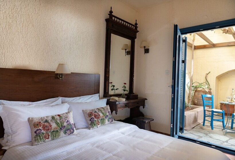 شقة سوبيريور غرفة نوم واحدة مطلّة علي البحر, Porto Sisi Hotel Apartments