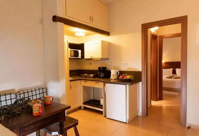庭の見える1ベッドルームアパートメント, Porto Sisi Hotel Apartments