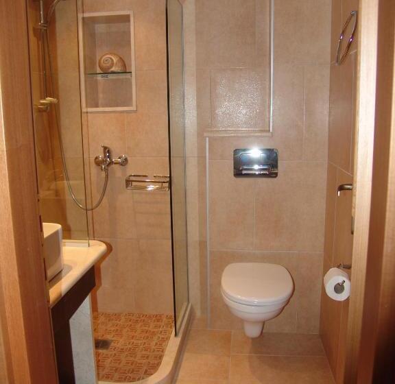 شقة سوبيريور غرفة نوم واحدة مطلّة علي البحر, Porto Sisi Hotel Apartments