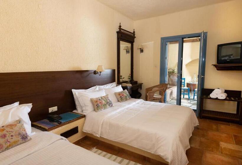 شقة سوبيريور غرفة نوم واحدة مطلّة علي البحر, Porto Sisi Hotel Apartments