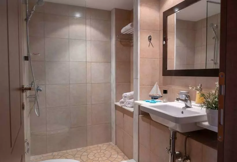 庭の見える1ベッドルームアパートメント, Porto Sisi Hotel Apartments