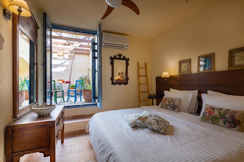 شقة سوبيريور غرفة نوم واحدة مطلّة علي البحر, Porto Sisi Hotel Apartments