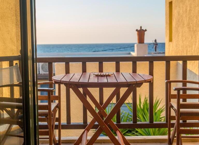 شقة سوبيريور غرفة نوم واحدة مطلّة علي البحر, Porto Sisi Hotel Apartments