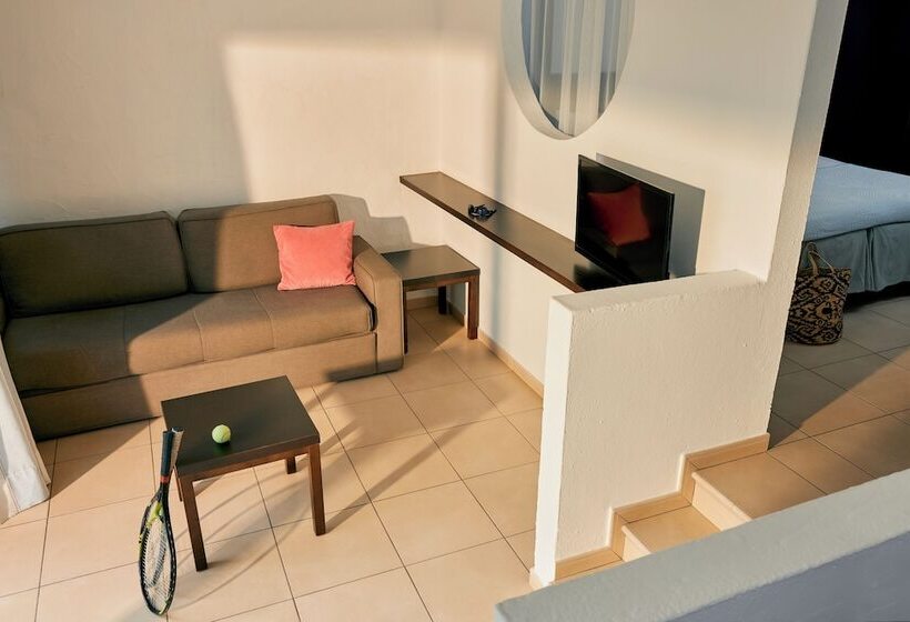 إستوديو قياسى, Grupotel Tres Vidas