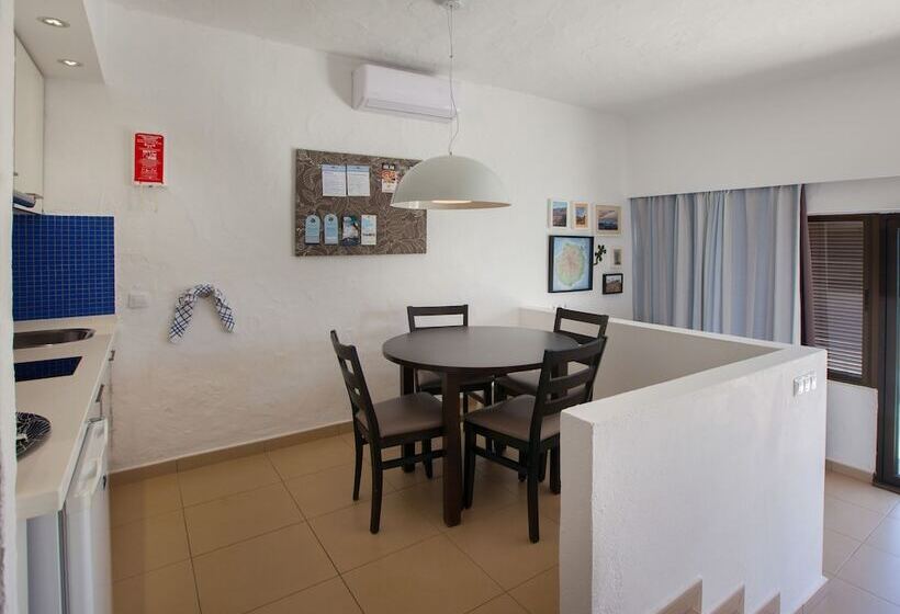 إستوديو قياسى, Grupotel Tres Vidas