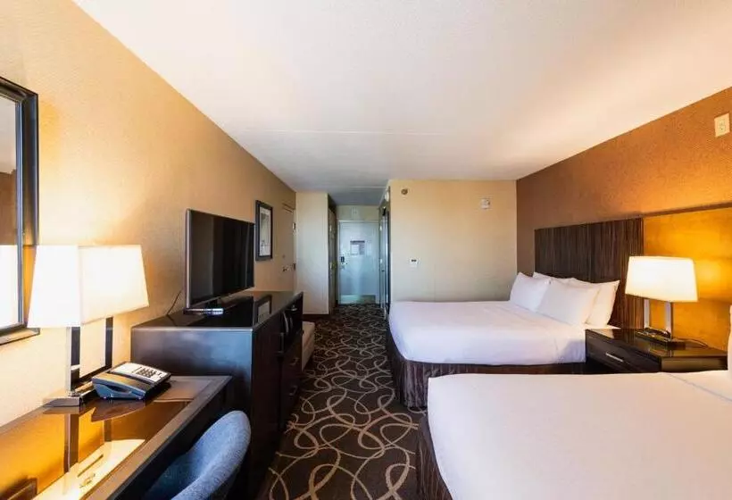 اتاق استاندارد با 2 تخت دوبل, Crowne Plaza Newark Airport, An Ihg