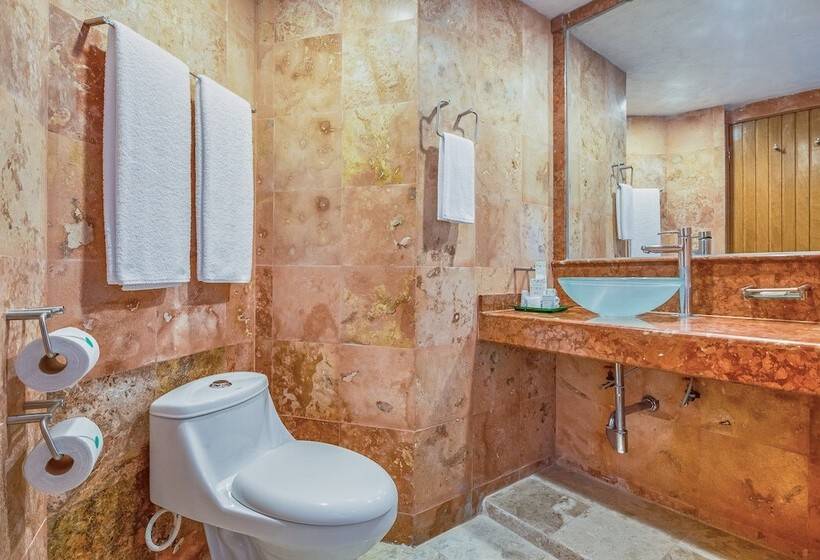 סוויטת ג'וניור, Gamma Acapulco Copacabana