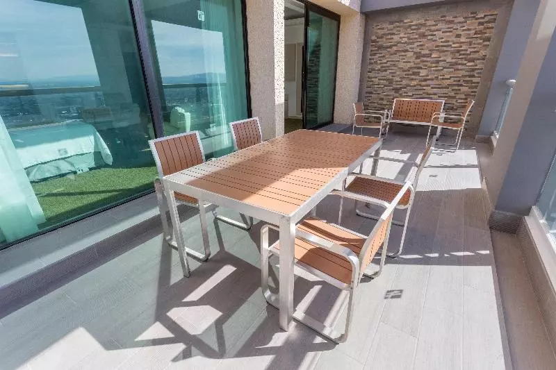 سوئیت با تخت بزرگ, Holiday Inn Queretaro Zona Diamante, An Ihg