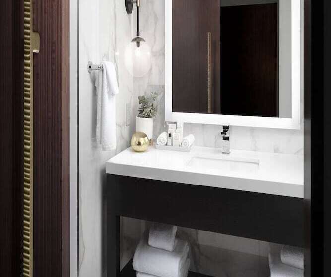 غرفه قياسيه سريرين مزدوجين, Jw Marriott Miami