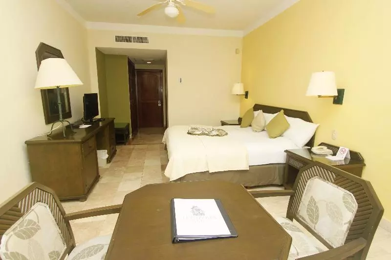 اتاق استاندارد با تخت بزرگ, Los Itzaes By 5th Av