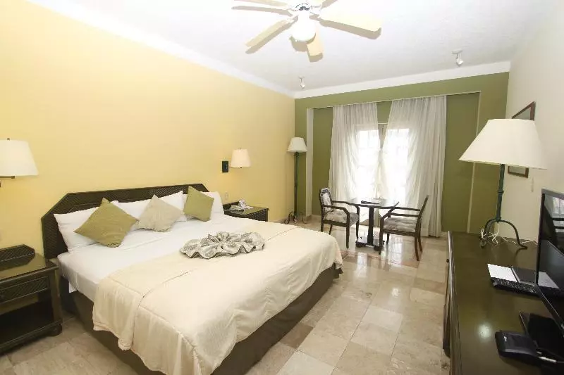 اتاق استاندارد با تخت بزرگ, Los Itzaes By 5th Av