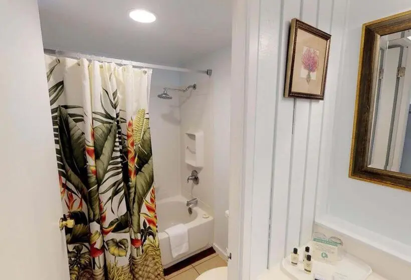 اتاق استاندارد با چشم‌انداز باغ, Molokai