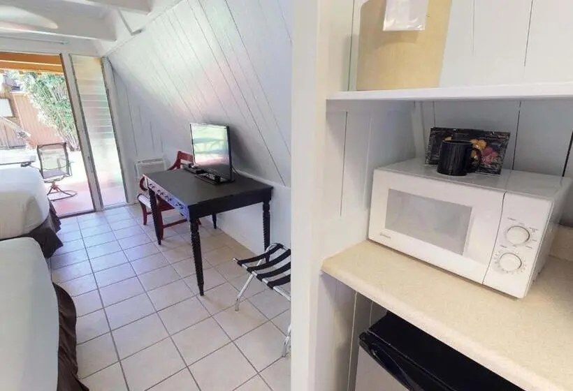 Standard Room Garden View