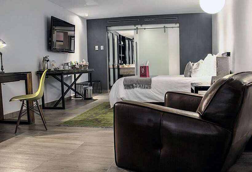 マスタースイートルーム, Nehotel Nueva Estancia