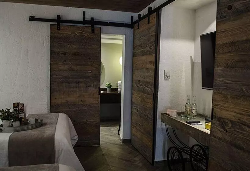 سوییت جونیور لوکس, Nehotel Nueva Estancia