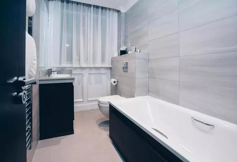 اتاق لوکس, County Hotel & County Aparthotel Newcastle