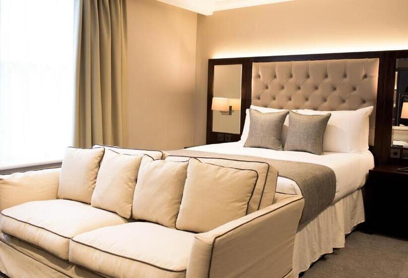 جناح جونيور عائلى, County Hotel & County Aparthotel Newcastle