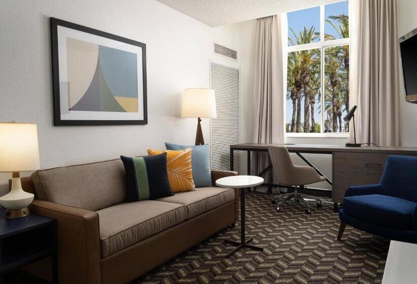 Люкс Семейный 2 Спальни, Residence Inn By Marriott Anaheim Resort Area/garden Grove