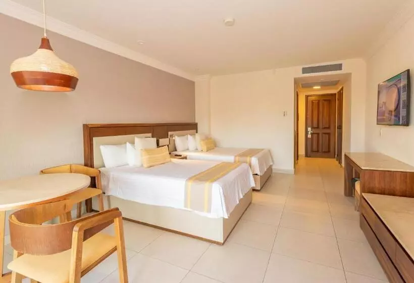 اتاق اساندارد با چشم‌انداز جانبی به دریا, Royal Solaris Los Cabos  All Inclusive