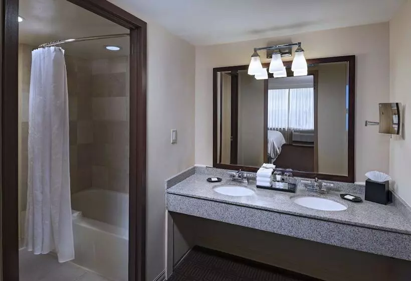 اتاق کلاب, Sheraton Pentagon City