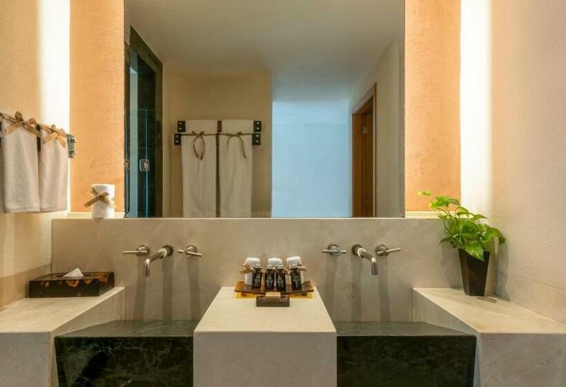 オーシャンビューのプレミアムルーム。, Grand Park Royal Cancun - All Inclusive