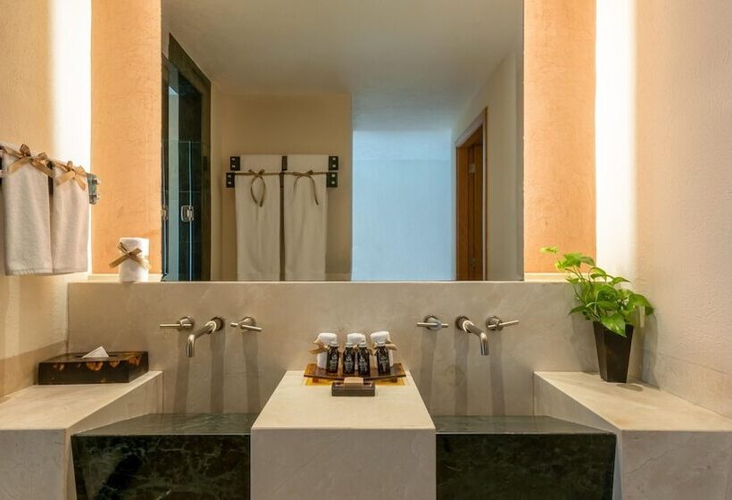 オーシャンビューのプレミアムルーム。, Grand Park Royal Cancun - All Inclusive