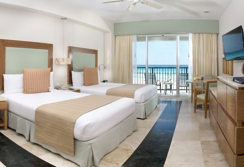 オーシャンビューのプレミアムルーム。, Grand Park Royal Cancun - All Inclusive