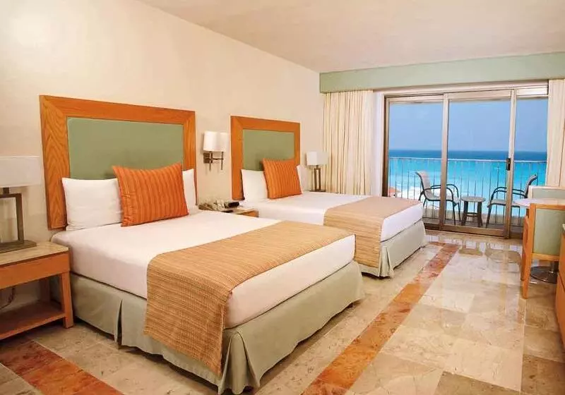 オーシャンビューのプレミアムルーム。, Grand Park Royal Cancun - All Inclusive
