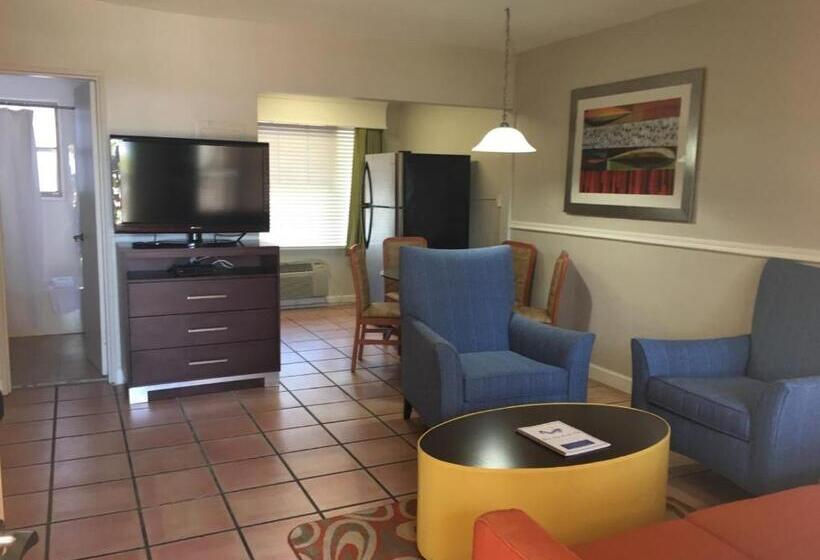 スイート, Silver Seas Beach Resort