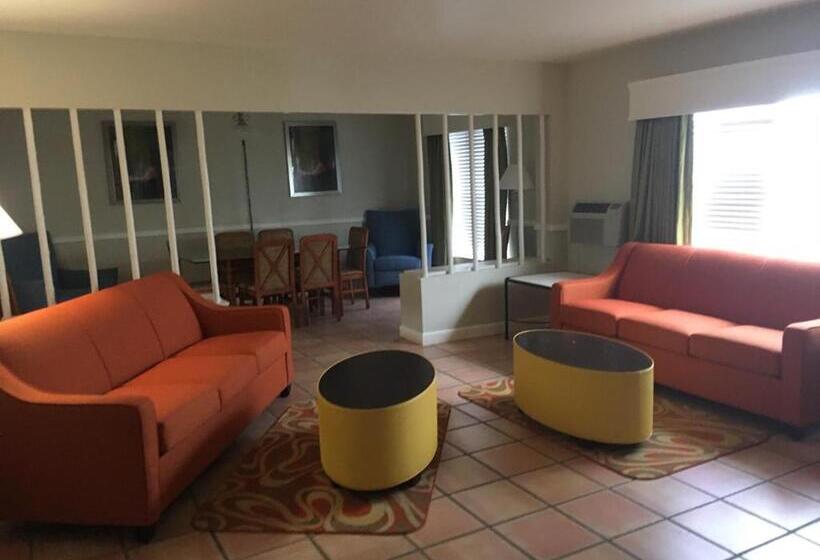 デラックススイート2ベッドルーム, Silver Seas Beach Resort