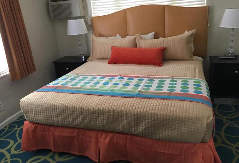 キングサイズベッドのスイートルーム, Silver Seas Beach Resort