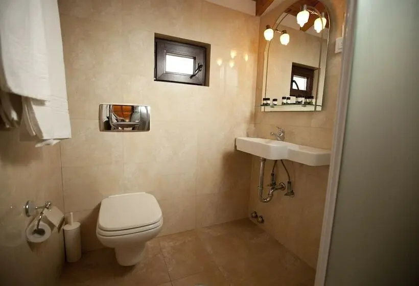Lit en Chambre Commune, Berdoussis