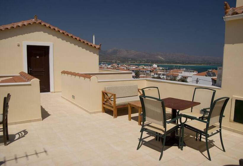 מיטה בחדר משותף, Berdoussis