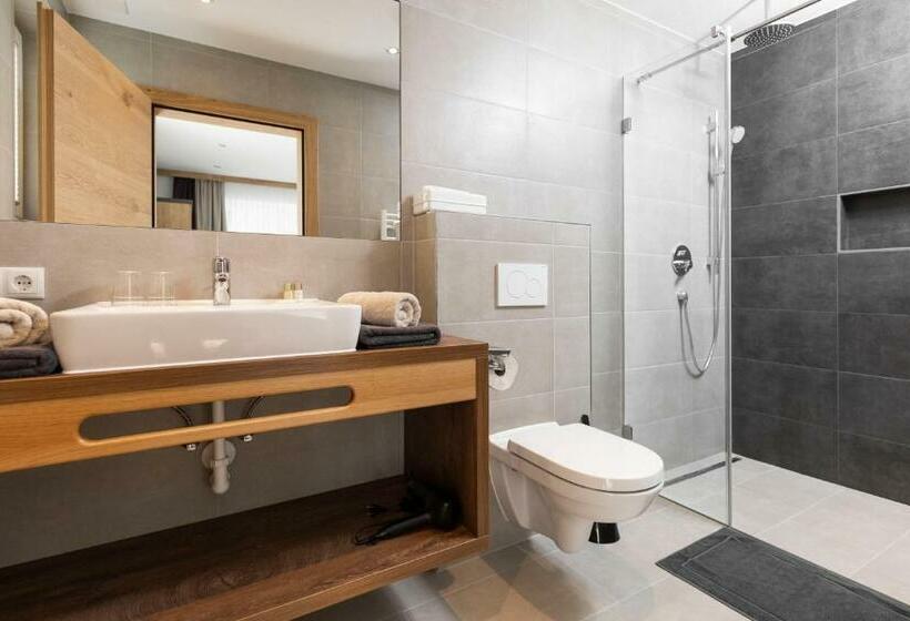 Апартаменты Deluxe 1 Спальня, Aparthotel Lerch