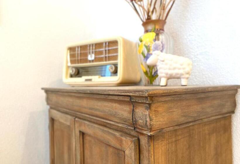 Studio Superior, Canduleri