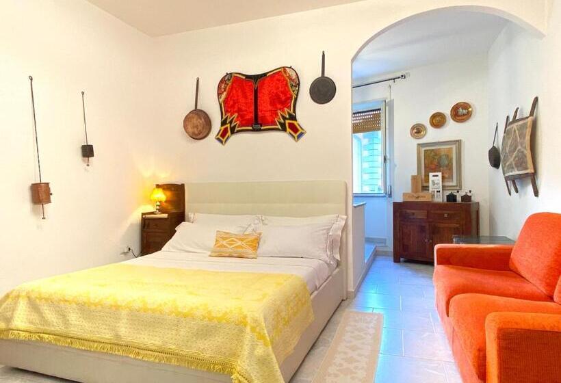 Studio Superior, Canduleri