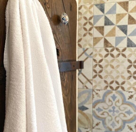 Pokój Rodzinny, Canduleri