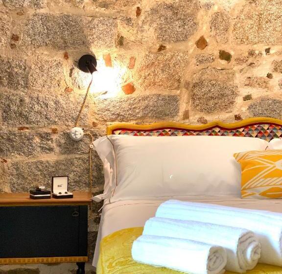 Pokój Deluxe, Canduleri