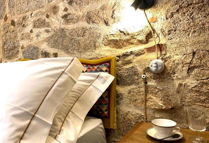 Pokój Deluxe, Canduleri