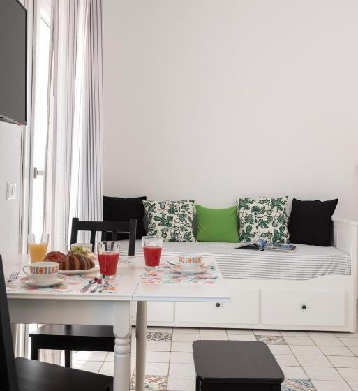 سوئیت جونیور با تراس, Altre Guest House